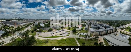 Vista aerea della University of Houston in Texas con vari edifici didattici Foto Stock