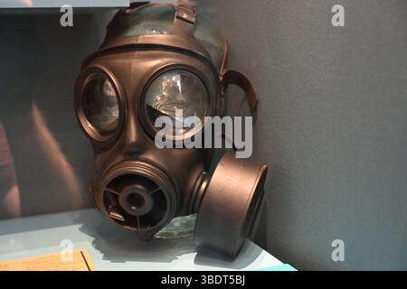 Una maschera a gas dell'esercito britannico - Museo reale dei fucilieri - Torre di Londra - Regno Unito Foto Stock