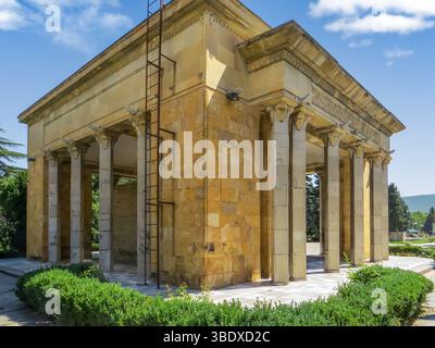 Casa dei nativi di Stalin e edificio del Museo di Stalin a Gori, la patria di Stalin. Foto Stock