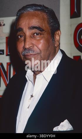 **FOTO FILE** Charles Rangel è morto. Charles Rangel partecipa alla serata di apertura di "Harlem Song" all'Apollo Theatre di New York il 4 agosto 2002. Foto di Henry McGee/MediaPunch Foto Stock