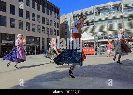 Canti e danze tradizionali. La Garriga Lengadociana. Festum totale. Montpellier, Occitanie, Francia Foto Stock