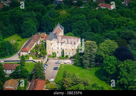 Francia, Isere, Varces-Allieres-et-Risset, ex casa fortificata di porte Traine o castello di Allieres del XVII e XVIII secolo Foto Stock