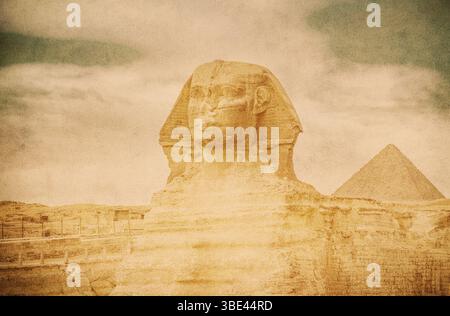 Immagine d'epoca della grande Sfinge nel complesso piramidale di Giza, il Cairo, Egitto Foto Stock