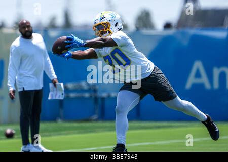 Il running back dei Los Angeles Chargers Kimani Vidal (30) durante le attività di squadra organizzate, martedì 27 maggio 2025, a El Segundo, California (Dylan Stewart / immagine dello sport) Foto Stock