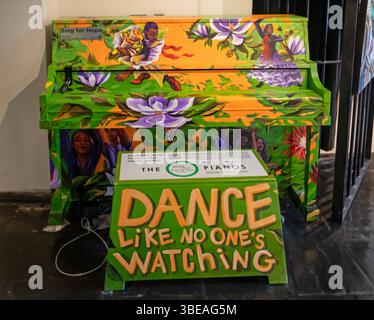 New Orleans, Louisiana - il New Orleans Jazz Museum il museo è ospitato nella vecchia zecca degli Stati Uniti, chiusa nel 1909. Foto Stock
