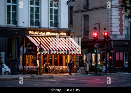Ristorante nella zona di Montparnasse, Rive Gauche, Parigi, Francia Foto Stock