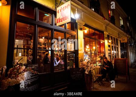 Ristorante nella zona di Montparnasse, Rive Gauche, Parigi, Francia Foto Stock
