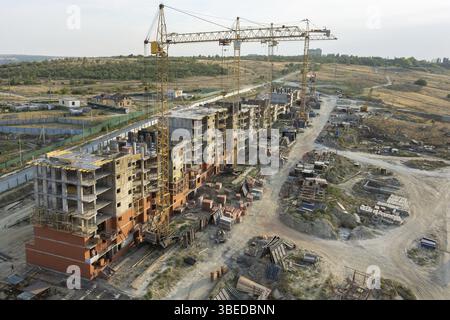 Volgograd, Russia - Agosto 23, 2019: il piano generale per la costruzione di un multi-storia edificio residenziale del Colosseo complesso di abitazioni in V Foto Stock