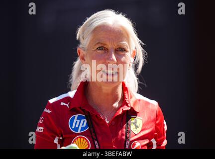 Angela Cullen arriva al circuito di Barcellona-Catalunya, Spagna. Data foto: Giovedì 25 maggio 2025. Foto Stock