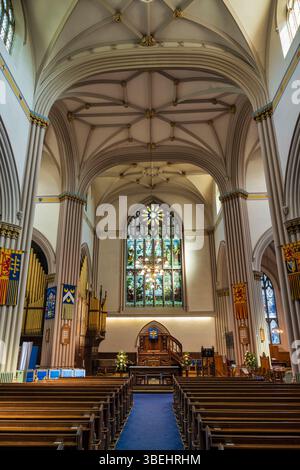 Interno della Dunfermline Abbey Church a Dunfermline, Fife, Scozia, Regno Unito Foto Stock