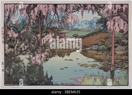 Il 1935 di Hiroshi Yoshida Woodcut *Wisteria* presenta delicate viti di fiori di glicine appese su uno sfondo semplicistico e sereno. L'uso esclusivo di Yoshida di tecniche a blocchi di legno e l'attenzione al dettaglio si traducono in un pezzo che fonde l'estetica tradizionale giapponese con lo stile moderno. Foto Stock