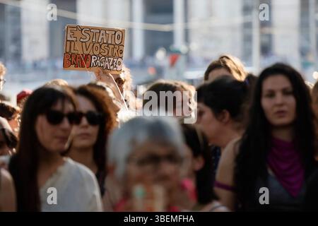 Roma, Italia. 29 maggio 2025. Marcia rumorosa contro i femminicidi da San Giovanni a San Lorenzo organizzata da Studentesse ed associazioni Ñ Roma Ñ Italia Ñ Gioved“ 29 maggio 2025 - Cronaca - (foto di Cecilia Fabiano/ Credit: LaPresse/Alamy Live News Foto Stock