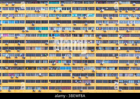 Facciata del People's Park Complex, un alto edificio residenziale e commerciale a Chinatown, Singapore Foto Stock