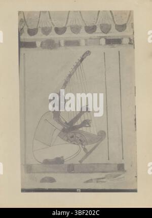 Frammenti di pittura su pietra di una tomba con l'immagine di un arpa, recto - stampato, fotografia, foto, pagina, foto, libri illustrati, VII, altezza 204 mm, larghezza 153 mm, fotografo, 1890 - 1895, carta fotografica, carta fotografica, stampa argento gelatini, stampa in argento gelatina di sviluppo Foto Stock