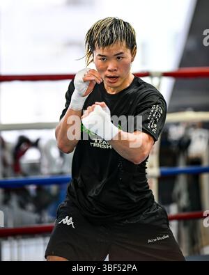 Tenshin Nasukawa del Giappone durante un allenamento pubblico alla Teiken Boxing Gym di Tokyo, Giappone, il 30 maggio 2025. Crediti: Hiroaki finito Yamaguchi/AFLO/Alamy Live News Foto Stock