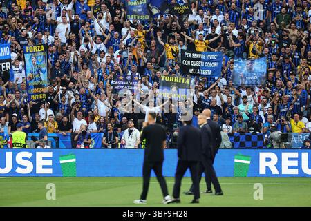 Monaco, Germania. 31 maggio 2025. Tra i tifosi durante la finale di Champions League 2024/2025 tra PSG e Internazionale allo stadio Munich Football Arena di Monaco (Germania), 31 maggio 2025. Crediti: Insidefoto/Alamy Live News Foto Stock