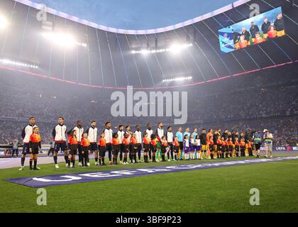 Monaco, Germania. 31 maggio 2025. Il PSG e l'Inter Milan si schierano prima della finale di Parigi Saint Germain vs Internazionale UEFA Champions League presso la Munich Football Arena di Monaco. Il credito per immagini dovrebbe essere: David Klein/Sportimage Credit: Sportimage Ltd/Alamy Live News Foto Stock