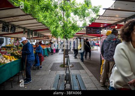 Mercato alimentare Bastille, Parigi, Francia Foto Stock
