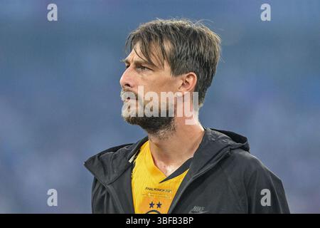 Francesco Acerbi ha visto durante la partita finale - Paris Saint-Germain FC vs Inter - Internazionale, partita di calcio della UEFA Champions League a Monaco, Germania, maggio 31 2025 Foto Stock