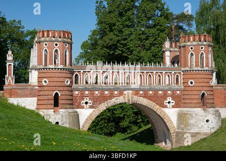 Vecchio Ponte Figurale. Tsaritsyno, Mosca, Russia Foto Stock