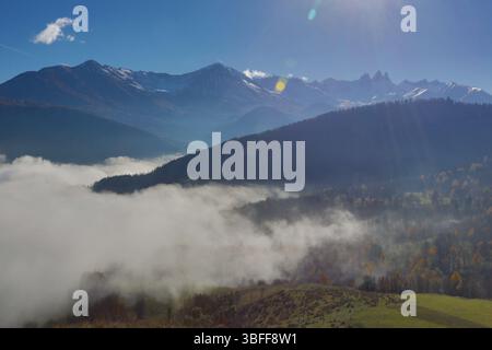 Francia Savoie Maurienne Jarrier : mer de nuages Foto Stock