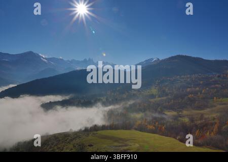 Francia Savoie Maurienne Jarrier : mer de nuages Foto Stock