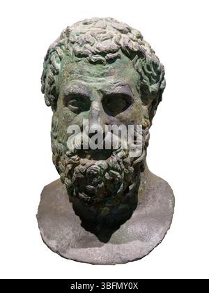 Testa ritratto in bronzo, tradizionalmente identificata come Eschilo, scultura greca ellenistica del II secolo a.C., trovata al largo della Meloria, conservata a Flo Foto Stock