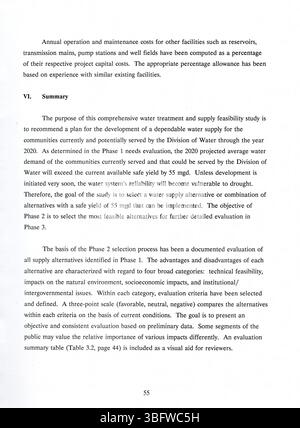 "Acqua oltre il 2000: Fase 2", una relazione del 1991 della Divisione dell'acqua, valuta le alternative di approvvigionamento idrico, proponendo nuovi pozzi e bacini idrici per far fronte alla crescente domanda di acqua negli anni futuri. Foto Stock