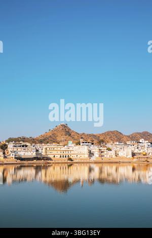 Lago Pushkar e sacro ghat a Pushkar, India, Asia Foto Stock