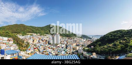 Vista panoramica del Villaggio Culturale di Gamcheon a Busan, Corea Foto Stock