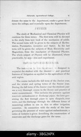 La pagina 42 del Nono registro annuale contiene informazioni sulle strutture del college, tra cui edifici, aule e attrezzature utilizzate per attività accademiche e studentesche durante l'anno accademico 1887-1888. Foto Stock