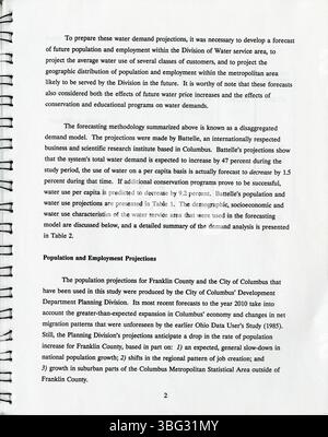 La relazione sullo stato di avanzamento della fase 3 di "Water Beyond 2000" esamina i problemi di conservazione dell'acqua dovuti alle basse precipitazioni nel 1991-92, concentrandosi sui bacini idrografici di Alum Creek e Big Walnut Creek e esplorando le future esigenze idriche e le strategie per una gestione sostenibile. Foto Stock