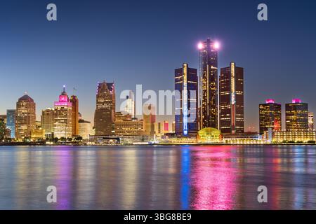 Detroit, Michigan, Stati Uniti all'alba sul fiume Detroit. Foto Stock