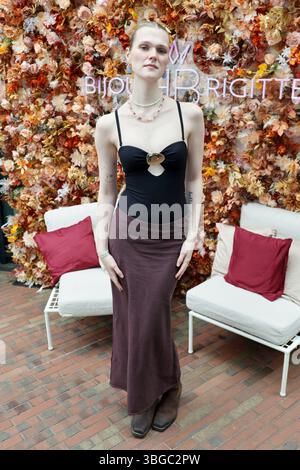 BIJOU BRIGITTE HERBST-WINTER 2025 04.06.2025 Lucy Hellenbrecht, Präsentation der Bijou Brigitte Kollektion Herbst und Winter 2025 in der Rudoplhs Eventlocation, Amburgo, 04.06.2025 *** BIJOU BRIGITTE AUTUNNO INVERNO 2025 04 06 2025 Lucy Hellenbrecht, presentazione della collezione Bijou Brigitte autunno e inverno 2025 presso Rudoplhs Eventlocation, Amburgo, 04 06 2025 Copyright: XEventpressxBecherx Foto Stock