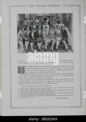 L'edizione del 1928 dell'annuario annuale Polaris mostra la transizione della North High School dall'edificio del Romanesque Revival progettato da Frank L. Packard alla struttura del 1924 su East Arcadia Avenue. La scuola chiuse nel 1979 e riaprì nel 2012 come Columbus International High School. Foto Stock