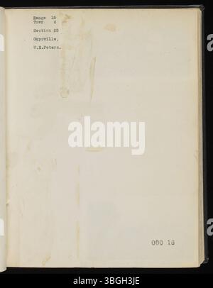 Range Book v. 20: Range 12, Town 6 (Rome & Bern Townships, Athens County, Ohio), 1935-1945. Questo album fotografico, parte della collezione di 26 volumi di W.E. Peters, documenta importanti siti storici della contea di Athens, tra cui cimiteri, tumuli dei nativi americani, case scolastiche e siti minerari. Questo volume si concentra su Roma e Berna Township e sottolinea la conservazione di questi siti. Foto Stock