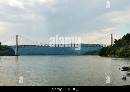 Bear Mountain Bridge sul fiume Hudson Foto Stock