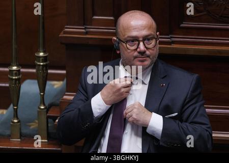 Bruxelles, Belgio. 5 giugno 2025. Il ministro dell'interno Bernard Quintin nella foto durante una sessione plenaria dell'Aula al parlamento federale, a Bruxelles, giovedì 05 giugno 2025. BELGA FOTO NICOLAS MAETERLINCK credito: Belga News Agency/Alamy Live News Foto Stock