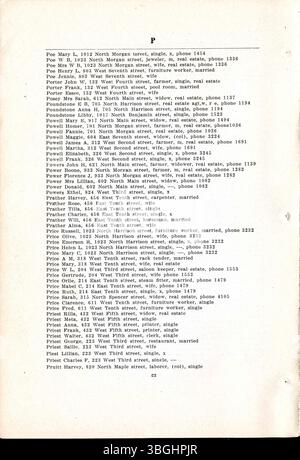 L'elenco telefonico e della città di Rushville del 1911 include elenchi di aziende e chiese, pubblicità e brevi storie della scuola pubblica locale e di alcune chiese di Rushville. Foto Stock