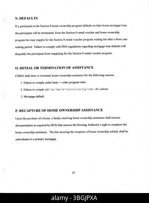 Questo rapporto del 2001 della Columbus Metropolitan Housing Authority include i piani abitativi quinquennali e annuali, che descrivono in dettaglio le strategie e gli obiettivi per gli anni 2000-2004 e 2002. Foto Stock