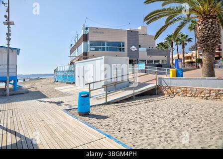 Playa de Colon, spiaggia, architettura, Santiago de Ribera, Mar Menor, regione autonoma di Murcia, Spagna, Foto Stock