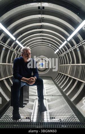 Missione: Impossible - The Final Reckoning (2025) Direttore Christopher McQuarrie sul set di *Filmstill - solo uso editoriale* Vedi istruzioni speciali Foto Stock