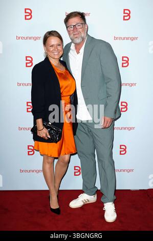 Nova Meierhenrich und Brian Bojsen bei der Eröffnung vom Breuninger Flagship Store a der HafenCity. Amburgo, 05.06.2025 *** Nova Meierhenrich e Brian Bojsen all'apertura del flagship store Breuninger ad HafenCity Amburgo, 05 06 2025 foto:XC.xTamckex/xFuturexImagex breuninger 5616 Foto Stock
