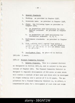 Questa sezione presenta il codice zonizzato proposto per la città di Colombo, concentrandosi sulle aree periferiche e i quartieri all'interno della città. Il codice include disposizioni per l'uso del suolo, l'applicazione della suddivisione in zone e le strategie di sviluppo urbano. Foto Stock