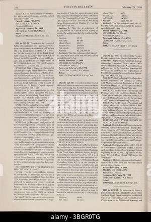 Il Columbus City Bulletin 1998 documenta i lavori del consiglio, le ordinanze, le risoluzioni, gli aggiornamenti della funzione pubblica, le attività del Consiglio di acquisto, e pubblicità di offerte supervisionate dall'impiegato della città. Foto Stock