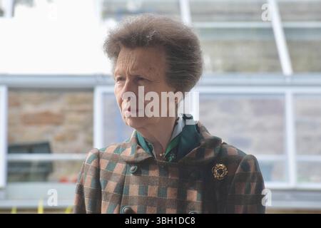 HRH The Princess Royal visita la Caledonian Horticultural Society a Saughton Park, Edimburgo crediti: James Taylor/Alamy Live News Foto Stock
