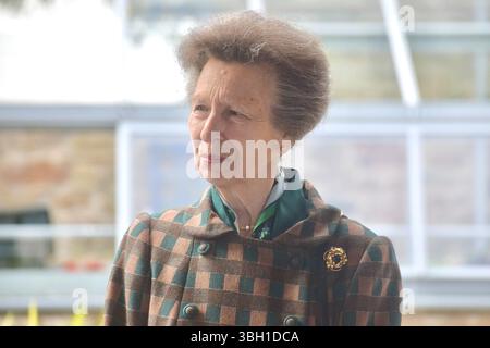 HRH The Princess Royal visita la Caledonian Horticultural Society a Saughton Park, Edimburgo crediti: James Taylor/Alamy Live News Foto Stock