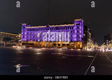 Centro di città del Messico, o Zócalo di notte. Messico Foto Stock