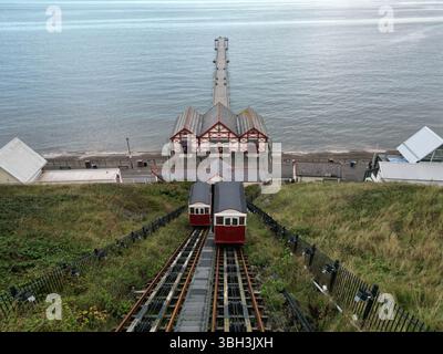 Saltburn Cliff Lift, funicolare a Saltburn by the Sea, località balneare dello Yorkshire settentrionale Foto Stock