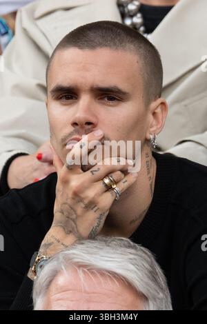 Parigi, Francia. 6 giugno 2025. Romeo Beckham partecipa al torneo Roland Garros 2025 il 6 giugno 2025 a Parigi, in Francia. Foto di Laurent Zabulon/ABACAPRESS.COM credito: Abaca Press/Alamy Live News Foto Stock